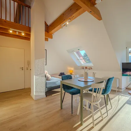 Stylische Loft-maisonette Mit Galerie Und Burgblick Fuer 6 Gaeste Waldkirch