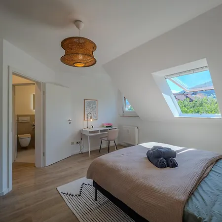 Stylische Loft-maisonette Mit Galerie Und Burgblick Fuer 6 Gaeste *