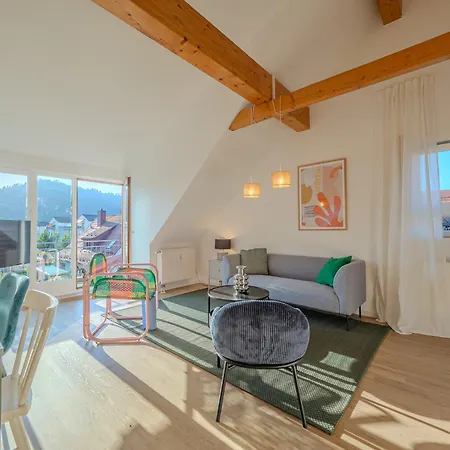 Stylische Loft-maisonette Mit Galerie Und Burgblick Fuer 6 Gaeste Waldkirch