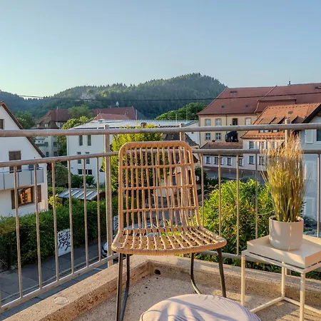 Stylische Loft-maisonette Mit Galerie Und Burgblick Fuer 6 Gaeste Waldkirch